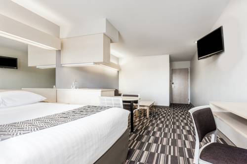 Imagen de la habitación del Hotel Microtel Inn and Suites By Wyndham Modesto Ceres. Foto 7
