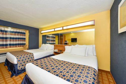 Imagen de la habitación del Hotel Microtel Inn and Suites By Wyndham New Braunfels. Foto 4