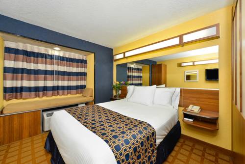 Imagen de la habitación del Hotel Microtel Inn and Suites By Wyndham New Braunfels. Foto 6