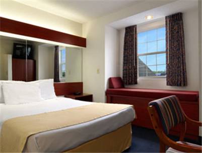 Imagen de la habitación del Hotel Microtel Inn and Suites By Wyndham Norcross. Foto 12