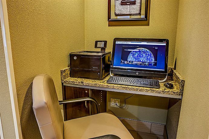Imagen general del Hotel Microtel Inn and Suites By Wyndham North Canton. Foto 2