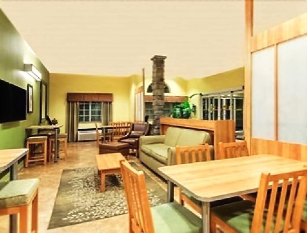 Imagen de los interiores del Hotel Microtel Inn and Suites By Wyndham Opelika. Foto 18