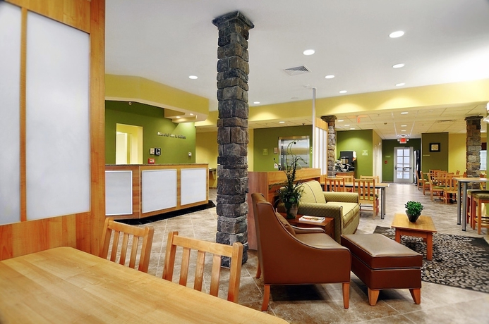 Imagen de los interiores del Hotel Microtel Inn and Suites By Wyndham Opelika. Foto 19