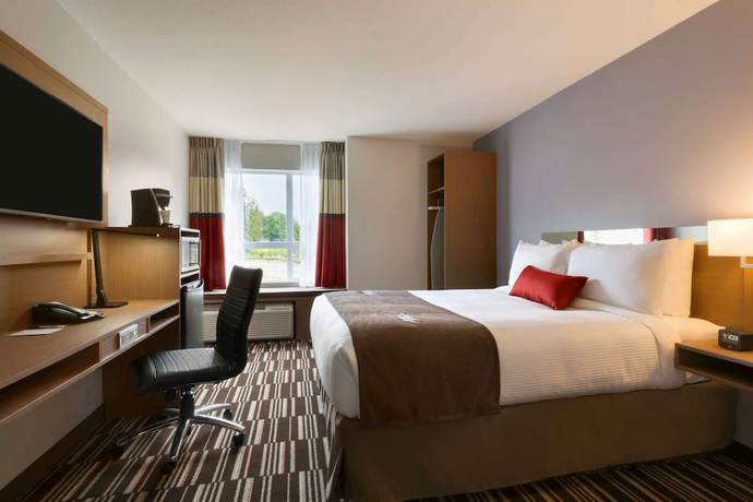 Imagen de la habitación del Hotel Microtel Inn and Suites By Wyndham Oyster Bay. Foto 5