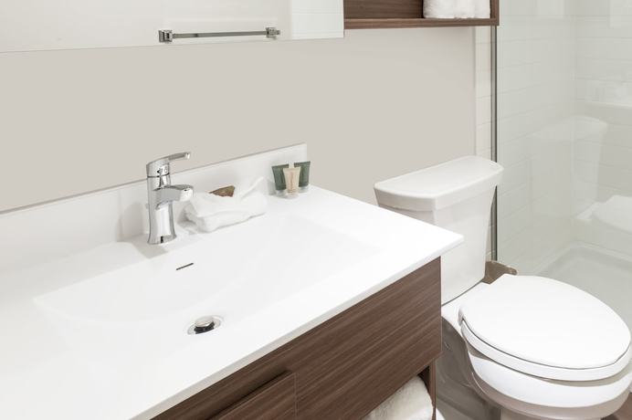 Imagen de la habitación del Hotel Microtel Inn and Suites By Wyndham Oyster Bay. Foto 9