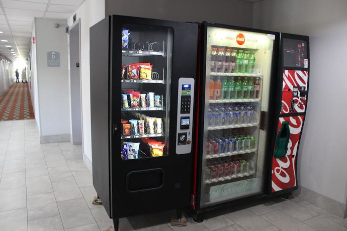 Imagen del bar/restaurante del Hotel Microtel Inn and Suites By Wyndham Pittsburgh Airport. Foto 2