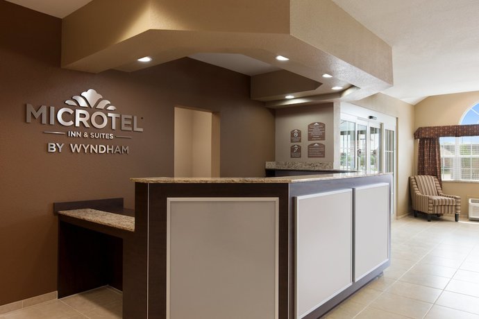 Imagen de los interiores del Hotel Microtel Inn and Suites By Wyndham Pleasanton. Foto 19