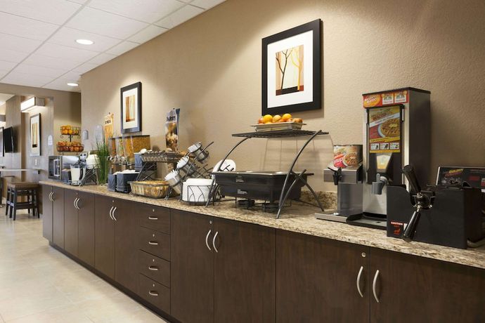 Imagen del bar/restaurante del Hotel Microtel Inn and Suites By Wyndham Pleasanton. Foto 4