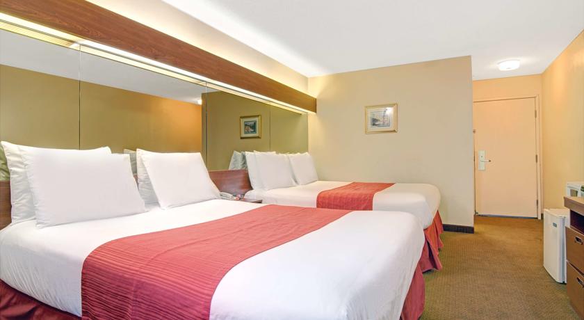 Imagen de la habitación del Hotel Microtel Inn and Suites By Wyndham Raleigh. Foto 4