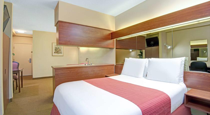 Imagen de la habitación del Hotel Microtel Inn and Suites By Wyndham Raleigh. Foto 5