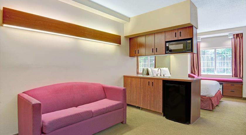 Imagen de la habitación del Hotel Microtel Inn and Suites By Wyndham Raleigh. Foto 6