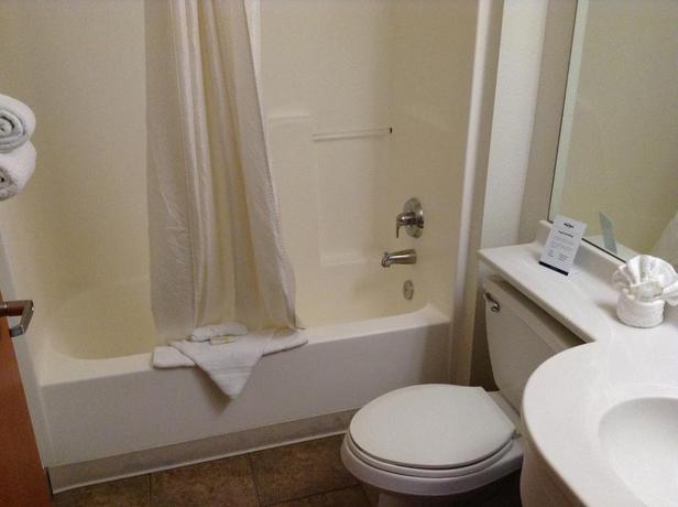 Imagen de la habitación del Hotel Microtel Inn and Suites By Wyndham Salt Lake City Airport. Foto 2