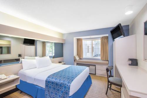 Imagen de la habitación del Hotel Microtel Inn and Suites By Wyndham Seneca Falls. Foto 9
