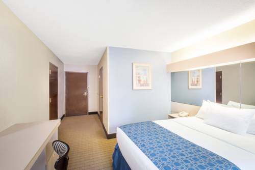 Imagen de la habitación del Hotel Microtel Inn and Suites By Wyndham Seneca Falls. Foto 10