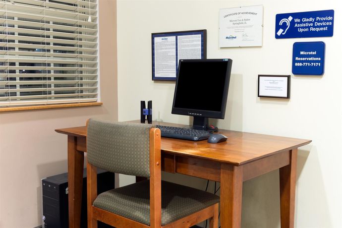 Imagen de los interiores del Hotel Microtel Inn and Suites By Wyndham Springfield, SPRINGFIELD. Foto 14