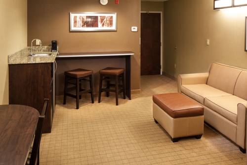 Imagen de la habitación del Hotel Microtel Inn and Suites By Wyndham St Clairsville/wheeling. Foto 12
