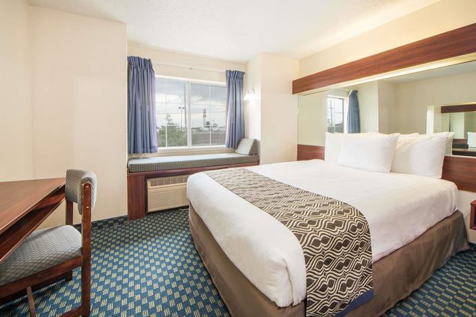 Imagen de la habitación del Hotel Microtel Inn and Suites By Wyndham Tulsa/catoosa Route 66. Foto 4