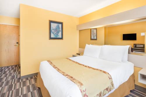 Imagen de la habitación del Hotel Microtel Inn and Suites By Wyndham Tuscaloosa East. Foto 2