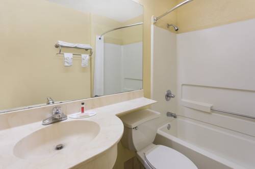 Imagen de la habitación del Hotel Microtel Inn and Suites By Wyndham Tuscaloosa East. Foto 6