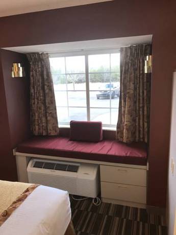 Imagen de la habitación del Hotel Microtel Inn and Suites By Wyndham Tuscaloosa East. Foto 14