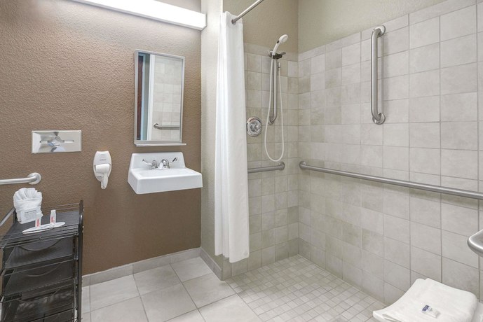 Imagen de la habitación del Hotel Microtel Inn and Suites By Wyndham Williston. Foto 14