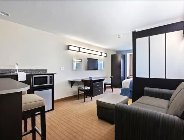 Imagen de la habitación del Hotel Microtel Inn and Suites by Wyndham Brooksville. Foto 11