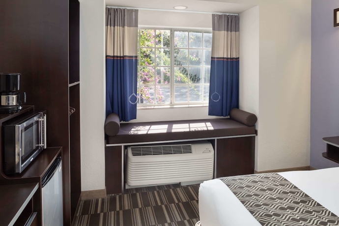 Imagen de la habitación del Hotel Microtel Inn and Suites by Wyndham Brooksville. Foto 13