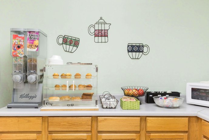 Imagen del bar/restaurante del Hotel Microtel Inn and Suites by Wyndham Dayton/Riverside OH. Foto 3