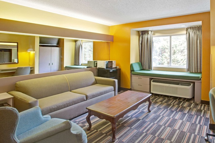 Imagen de la habitación del Hotel Microtel Inn and Suites by Wyndham Gatlinburg. Foto 17