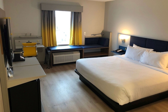 Imagen de la habitación del Hotel Microtel Inn and Suites by Wyndham Hot Springs. Foto 3