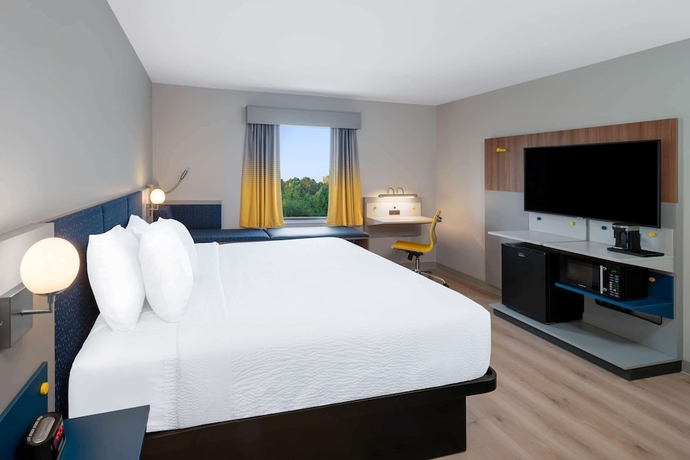 Imagen de la habitación del Hotel Microtel Inn and Suites by Wyndham Hot Springs. Foto 4