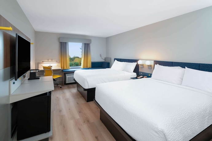 Imagen de la habitación del Hotel Microtel Inn and Suites by Wyndham Hot Springs. Foto 7
