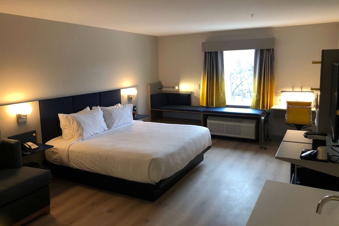 Imagen de la habitación del Hotel Microtel Inn and Suites by Wyndham Hot Springs. Foto 8
