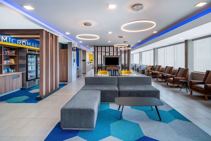 Imagen de los interiores del Hotel Microtel Inn and Suites by Wyndham Hot Springs. Foto 13