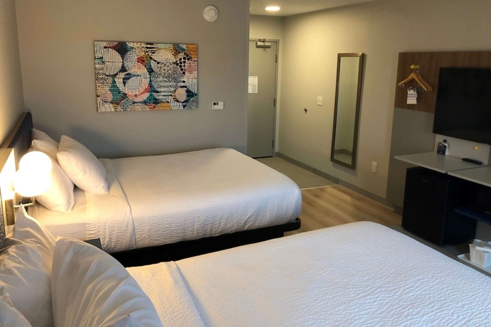 Imagen de la habitación del Hotel Microtel Inn and Suites by Wyndham Hot Springs. Foto 10