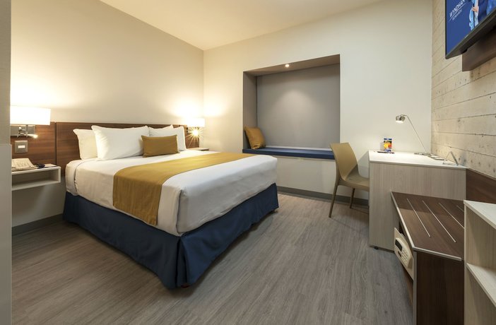 Imagen de la habitación del Hotel Microtel Inn and Suites by Wyndham Irapuato. Foto 4