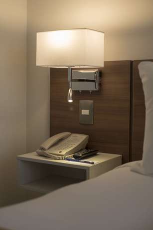 Imagen de la habitación del Hotel Microtel Inn and Suites by Wyndham Irapuato. Foto 12