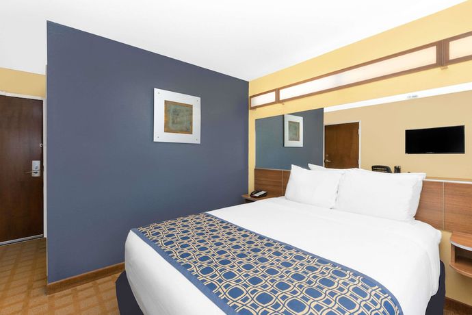 Imagen de la habitación del Hotel Microtel Inn and Suites by Wyndham Kearney. Foto 5