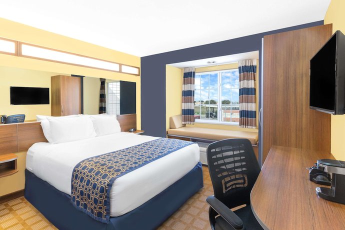 Imagen de la habitación del Hotel Microtel Inn and Suites by Wyndham Kearney. Foto 9