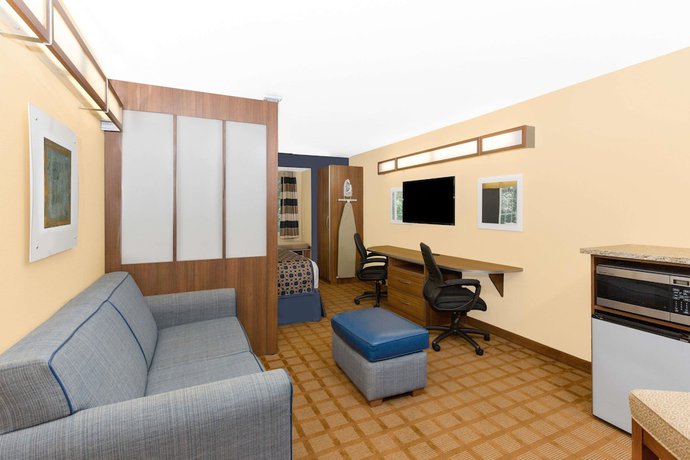 Imagen de la habitación del Hotel Microtel Inn and Suites by Wyndham Kearney. Foto 12