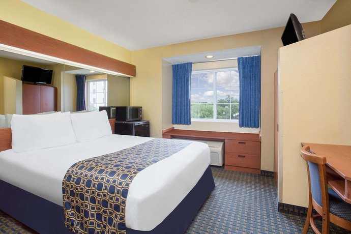 Imagen de la habitación del Hotel Microtel Inn and Suites by Wyndham Leesburg/Mt Dora. Foto 2