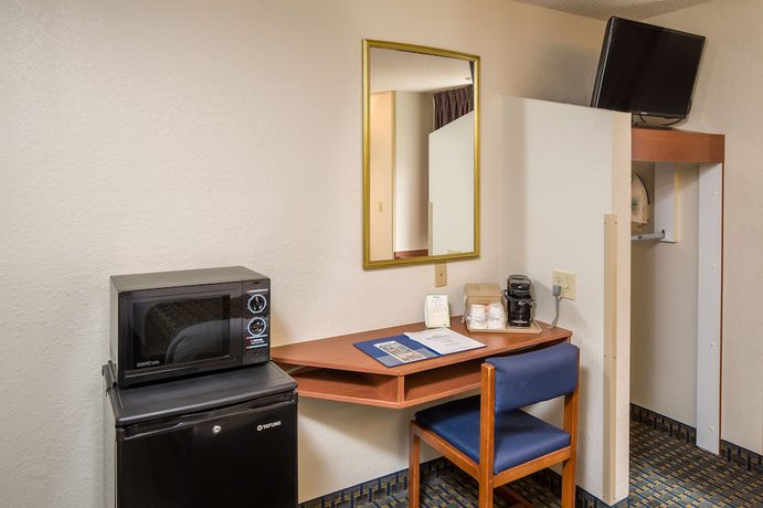 Imagen de la habitación del Hotel Microtel Inn and Suites by Wyndham Leesburg/Mt Dora. Foto 3