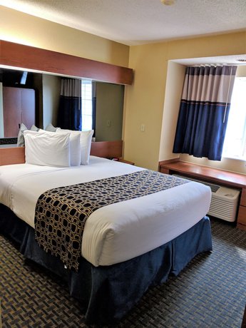 Imagen de la habitación del Hotel Microtel Inn and Suites by Wyndham Leesburg/Mt Dora. Foto 14