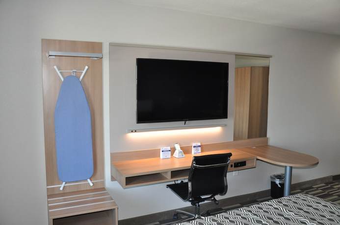 Imagen de la habitación del Hotel Microtel Inn and Suites by Wyndham Lubbock. Foto 7