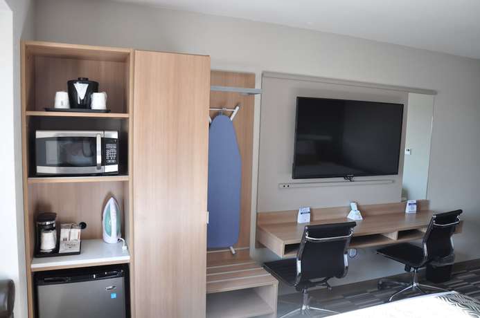 Imagen de la habitación del Hotel Microtel Inn and Suites by Wyndham Lubbock. Foto 13