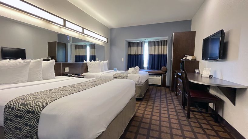 Imagen de la habitación del Hotel Microtel Inn and Suites by Wyndham Michigan City. Foto 14