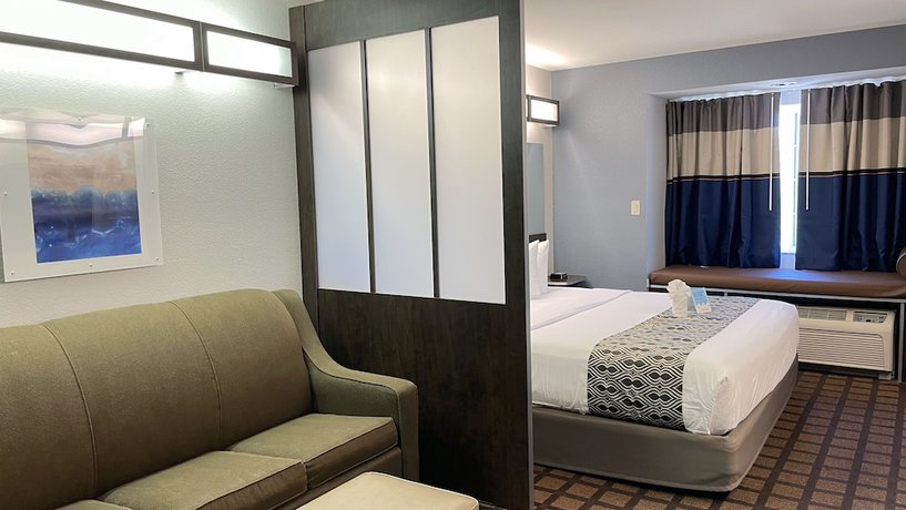 Imagen de la habitación del Hotel Microtel Inn and Suites by Wyndham Michigan City. Foto 15