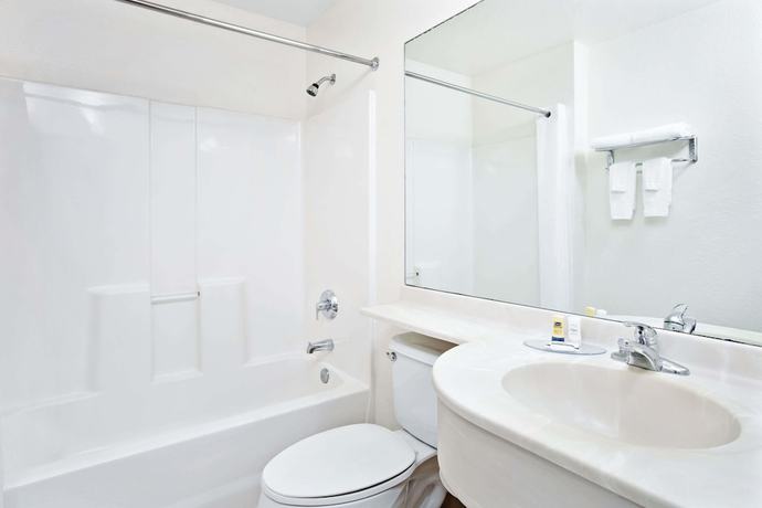 Imagen de la habitación del Hotel Microtel Inn and Suites by Wyndham Morgan Hill/San Jose Area. Foto 13
