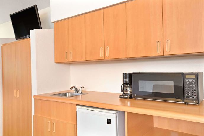 Imagen de la habitación del Hotel Microtel Inn and Suites by Wyndham Morgan Hill/San Jose Area. Foto 15