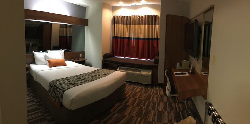 Imagen de la habitación del Hotel Microtel Inn and Suites by Wyndham Philadelphia Airport. Foto 12